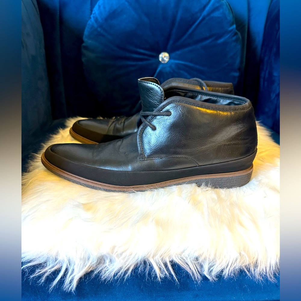 Men’s casual dress shoes